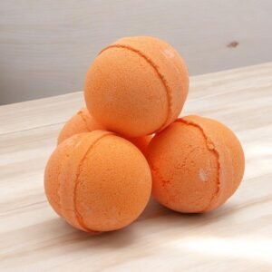 Pezsgő fürdőbomba illóolajokkal – citromfű és mandarin